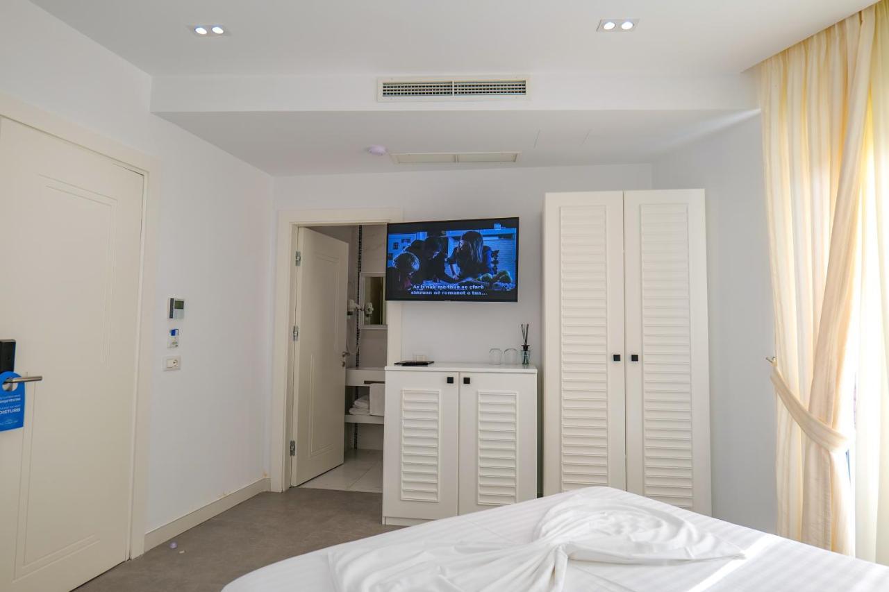 Blue Boutique Hotel Дхерми Экстерьер фото